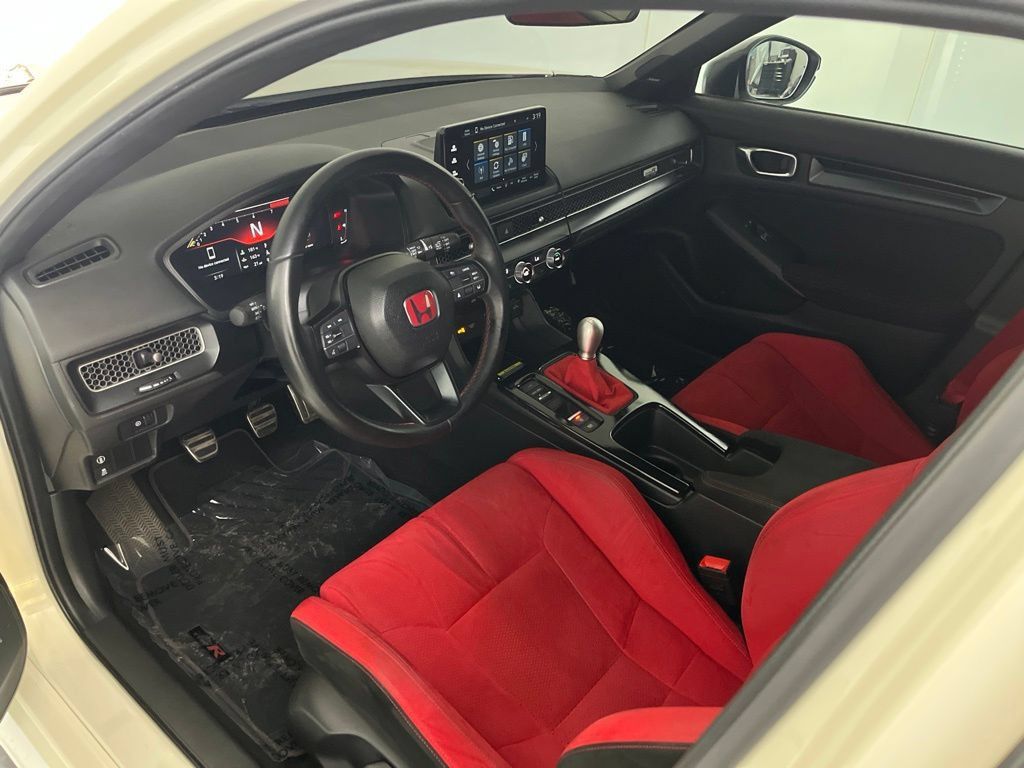 Used 2024 Honda Civic Type R image 25