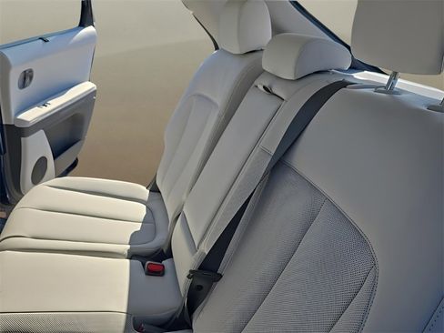 New 2026 Hyundai Ioniq 5 Limited image 15
