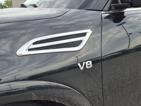 Used 2021 Nissan Armada SV w/ SV Appearance Package RWD image 8
