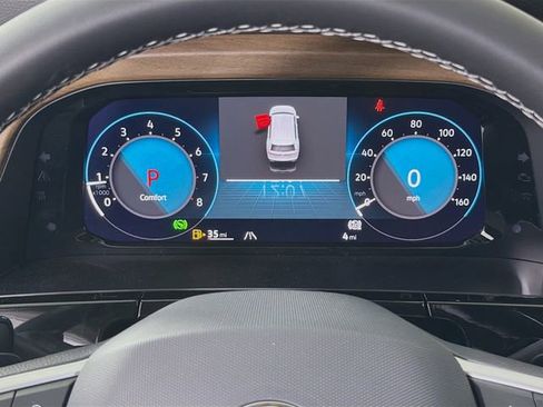 New 2026 Volkswagen Atlas SE FWD image 13