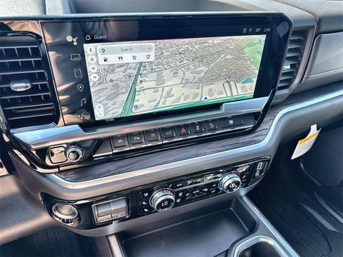 New 2026 GMC Sierra 1500 SLT image 28