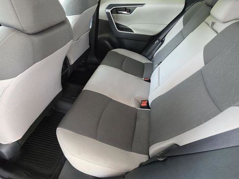 Certified 2025 Toyota RAV4 XLE FWD image 9