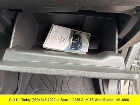 Used 2021 Chevrolet Equinox LT FWD image 41