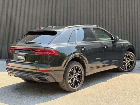 Used 2022 Audi Q8 Premium Plus AWD/4WD image 7