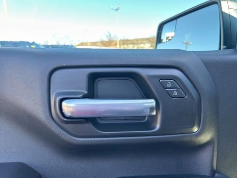 New 2026 Chevrolet Silverado 1500 Custom Trail Boss w/ LPO, Dark Essentials Package image 12