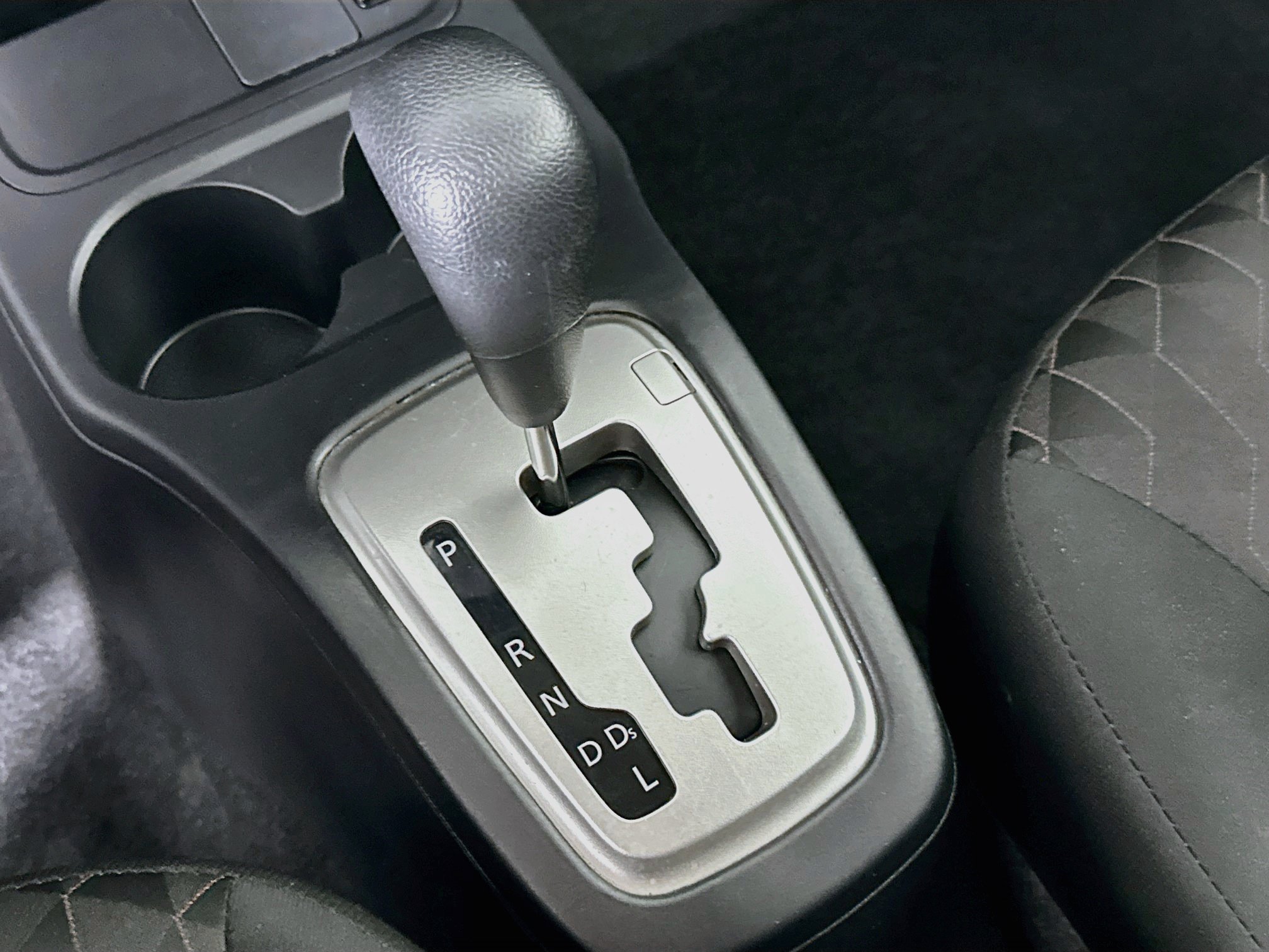 Used 2024 Mitsubishi Mirage ES FWD image 24