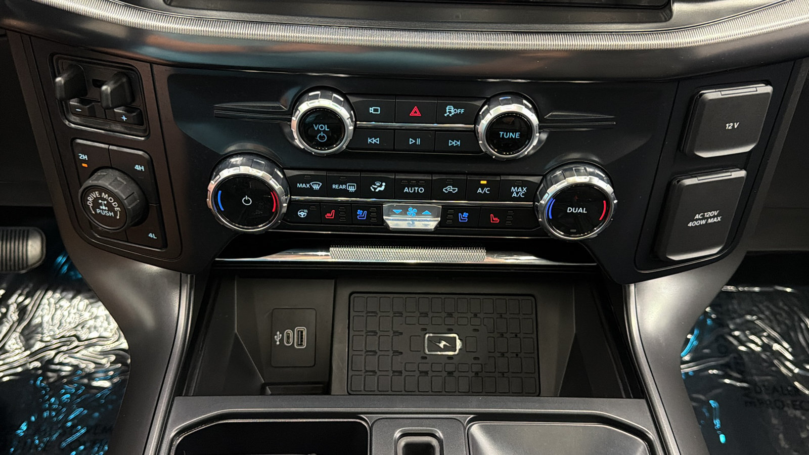 Used 2026 Ford F150 Lariat w/ Equipment Group 502A High AWD/4WD image 23