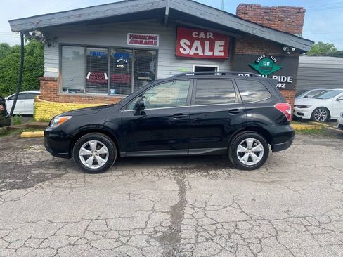 Used 2015 Subaru Forester 2.5i Limited AWD/4WD image 2