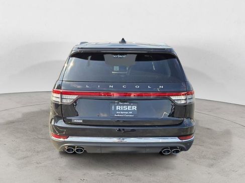 Used 2026 Lincoln Aviator Reserve image 4
