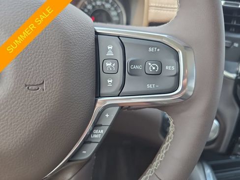 Certified 2025 RAM 1500 Laramie AWD/4WD image 24