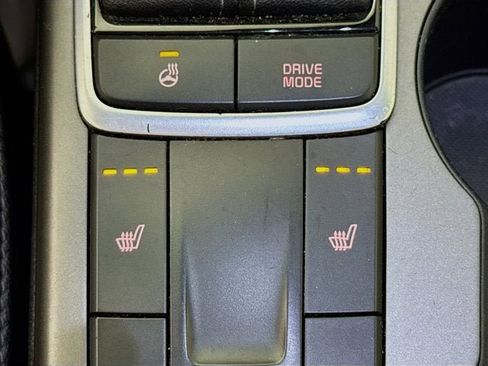 Certified 2020 Kia Optima SE image 20