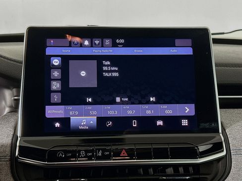 Used 2024 Jeep Compass Latitude image 21