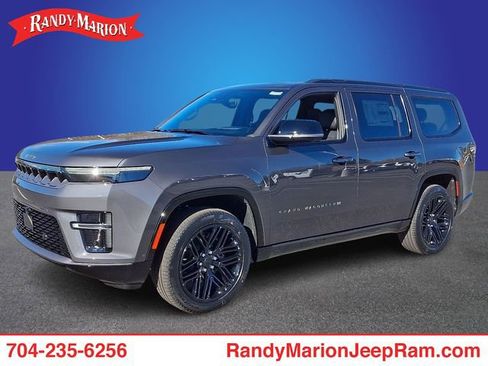 New 2026 Jeep Grand Wagoneer Limited AWD/4WD image 1
