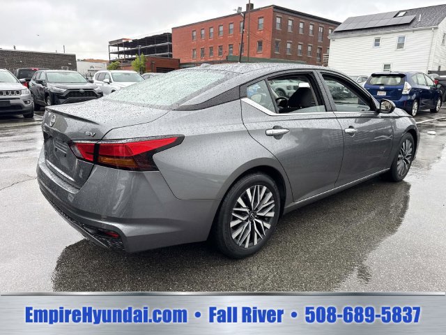 Used 2023 Nissan Altima 2.5 SV FWD image 8
