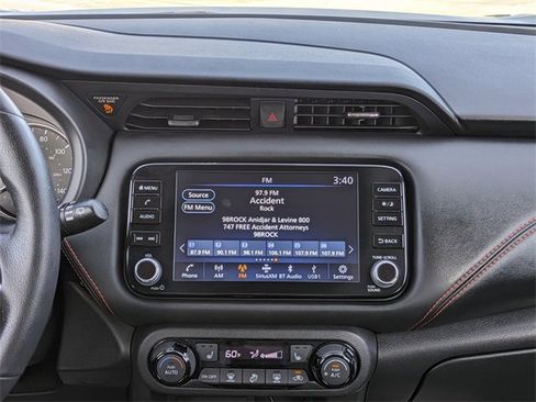 Used 2023 Nissan Kicks SR w/ SR Premium Package image 19