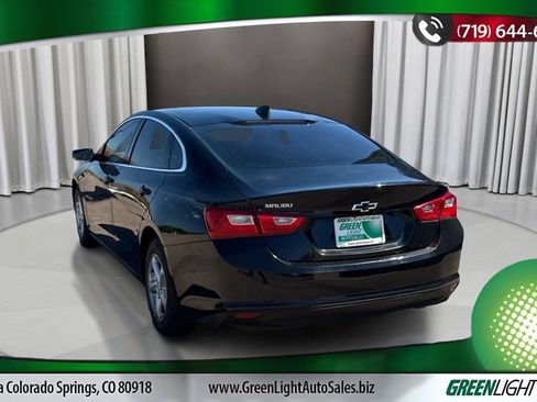 Used 2018 Chevrolet Malibu LS w/ LPO, Convenience Package 1 FWD image 3