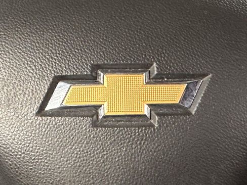 Used 2024 Chevrolet Equinox LS w/ LS Convenience Package image 24