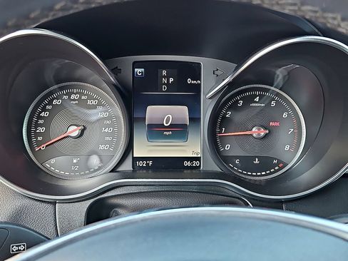 Used 2019 Mercedes-Benz GLC 300 4MATIC Coupe image 20