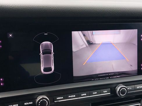 Certified 2021 Porsche Macan S image 26