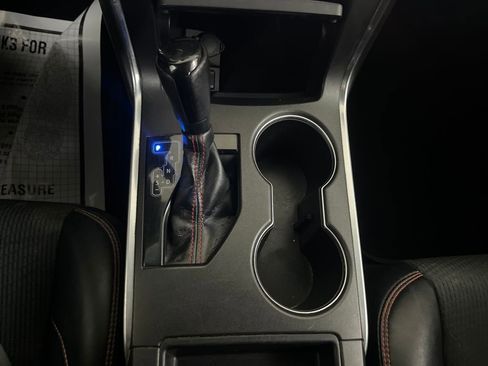 Used 2017 Toyota Camry SE image 69