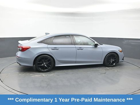 Used 2023 Honda Civic Sport image 2