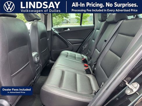 Used 2016 Volkswagen Tiguan SE FWD image 14