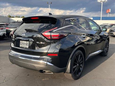 Used 2021 Nissan Murano SL w/ SL Moonroof Package image 3