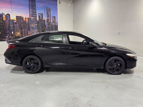 New 2026 Hyundai Elantra Sport w/ Cargo Package FWD image 13