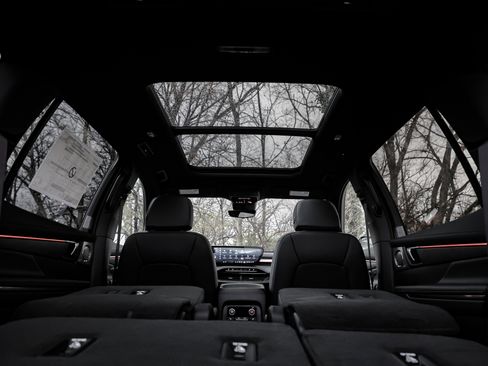 New 2026 Buick Enclave Avenir w/ Super Cruise Package image 13