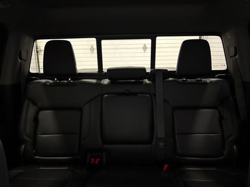Used 2020 Chevrolet Silverado 1500 LT Trail Boss AWD/4WD image 30