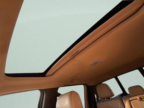 Used 2013 Ford F150 Lariat w/ Luxury Equipment Group image 19