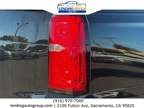 Used 2015 Chevrolet Suburban LTZ AWD/4WD image 8