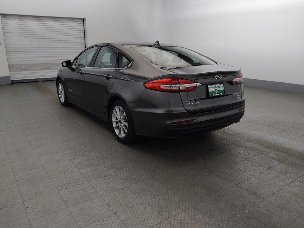 Used 2019 Ford Fusion SE FWD image 5