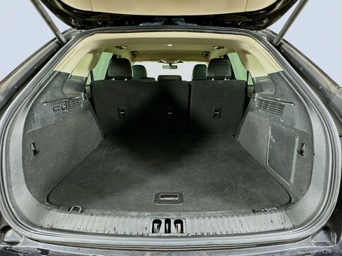 Used 2023 Lincoln Nautilus FWD w/ Premium Package image 28