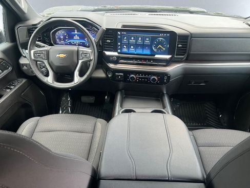 Used 2024 Chevrolet Silverado 2500 LT w/ Convenience Package AWD/4WD image 10