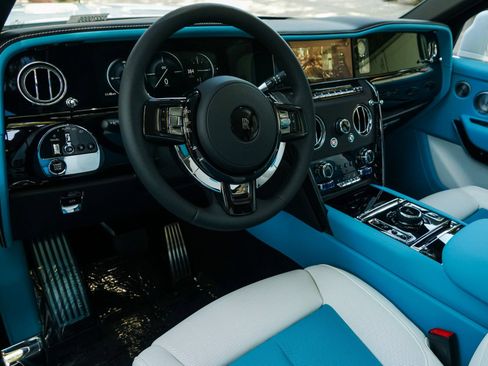 New 2027 Rolls-Royce Cullinan Black Badge AWD/4WD image 16