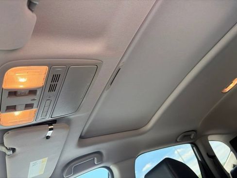 Used 2019 Honda CR-V EX-L image 10