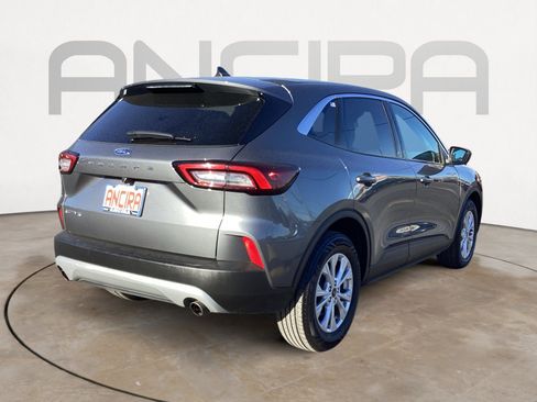 Used 2024 Ford Escape Active image 14