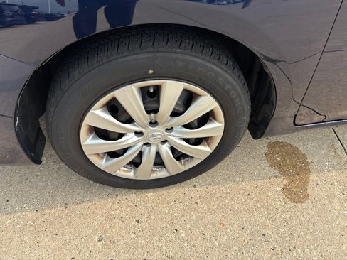 Used 2012 Toyota Corolla LE FWD image 10