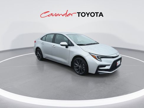 Certified 2026 Toyota Corolla SE image 2