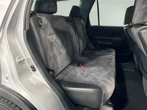 Used 2004 Honda CR-V EX image 27