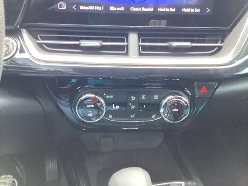 New 2026 Chevrolet Trax RS w/ Driver Confidence Package FWD image 31