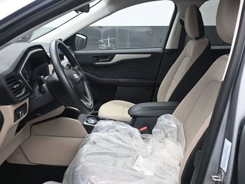 Certified 2022 Ford Escape SE AWD/4WD image 6