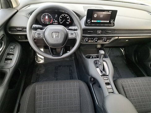 Certified 2023 Honda HR-V LX image 15