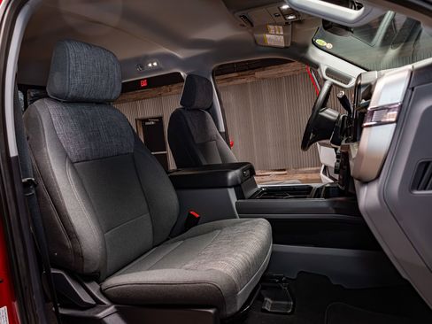 Used 2024 Ford F250 XLT w/ XLT Premium Package image 26