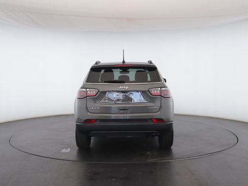 Used 2020 Jeep Compass Limited image 21