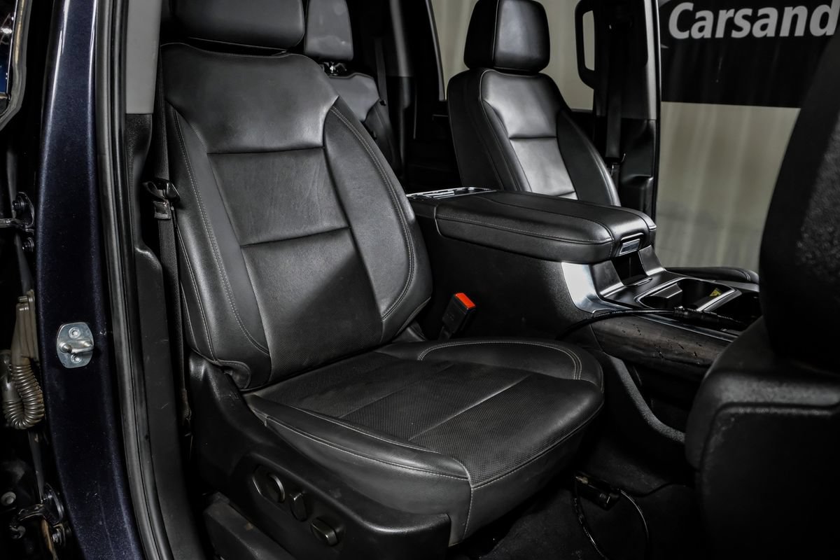 Used 2024 Chevrolet Silverado 2500 LTZ w/ LTZ Convenience Package AWD/4WD image 32
