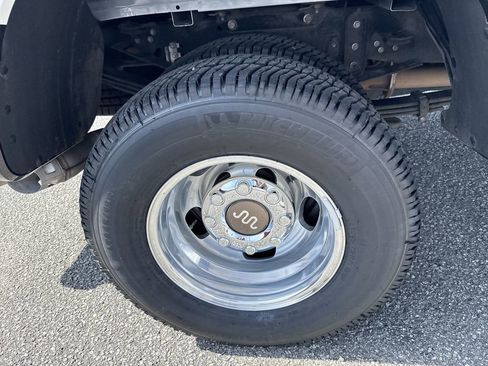 Used 2024 Ford F350 King Ranch image 17