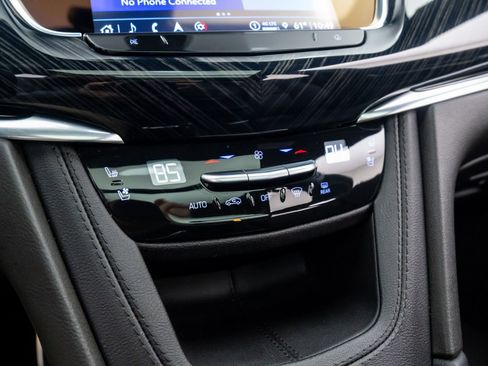 Certified 2024 Cadillac XT6 Premium Luxury w/ Technology Package image 24