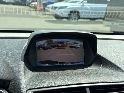 Used 2016 Buick Encore Convenience FWD image 21